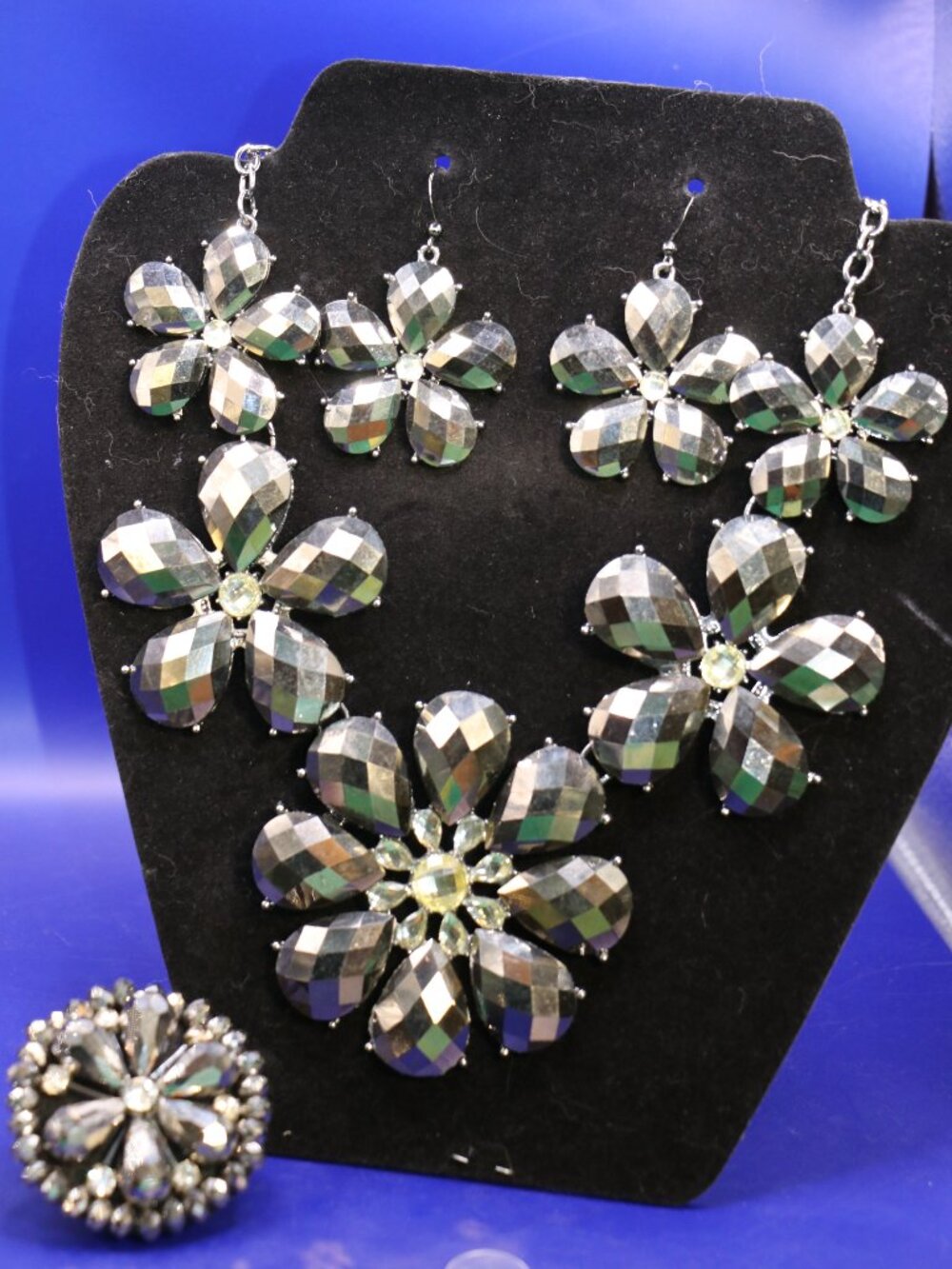 Mixit Gunmetal Rhinestone Sparkle Flower Set-Necklace, Earrings, & Ring